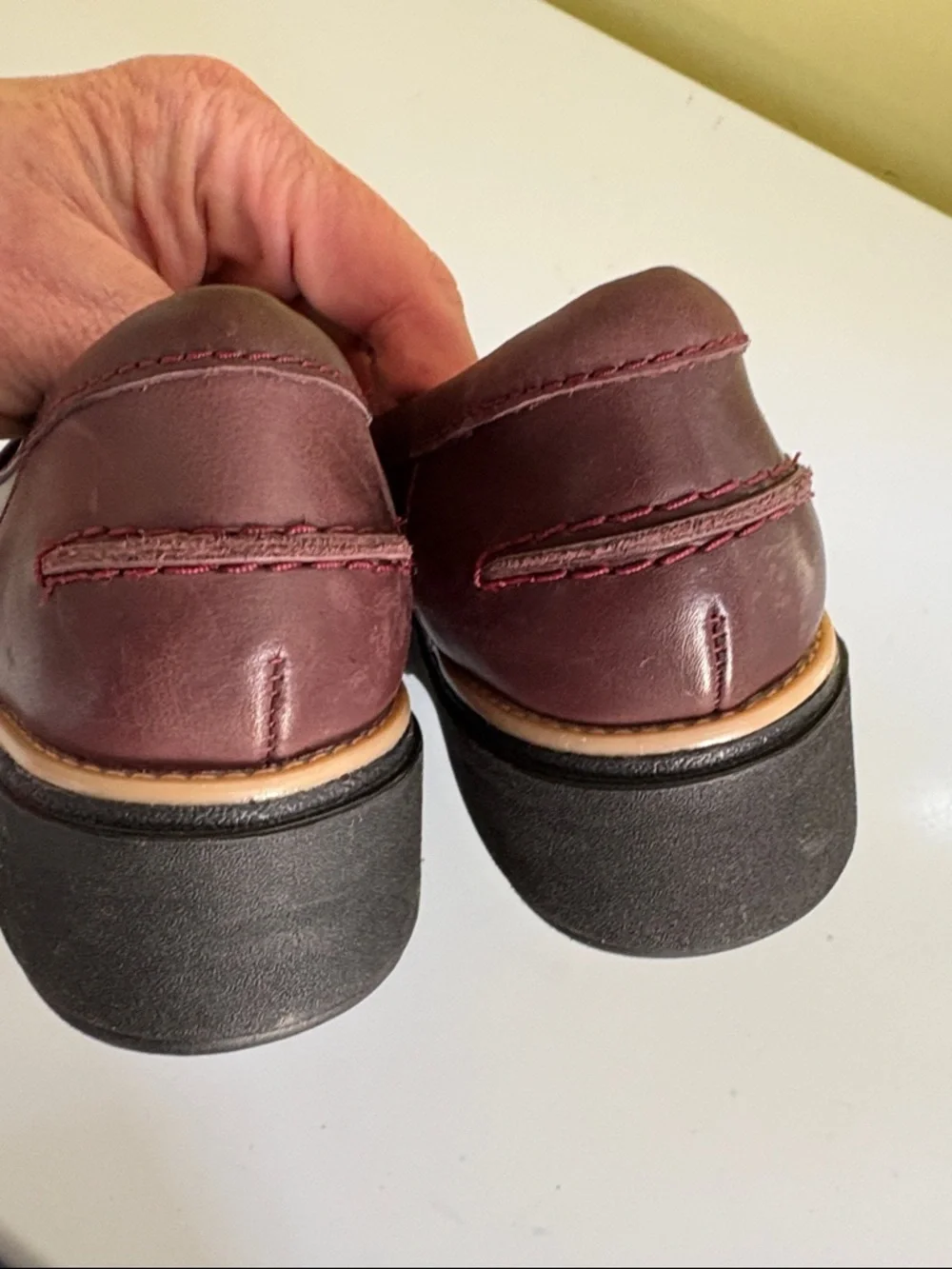 Clarks Collection Burgundy Maroon Leather  and Textile Slip-On Flat Loafer 8.5